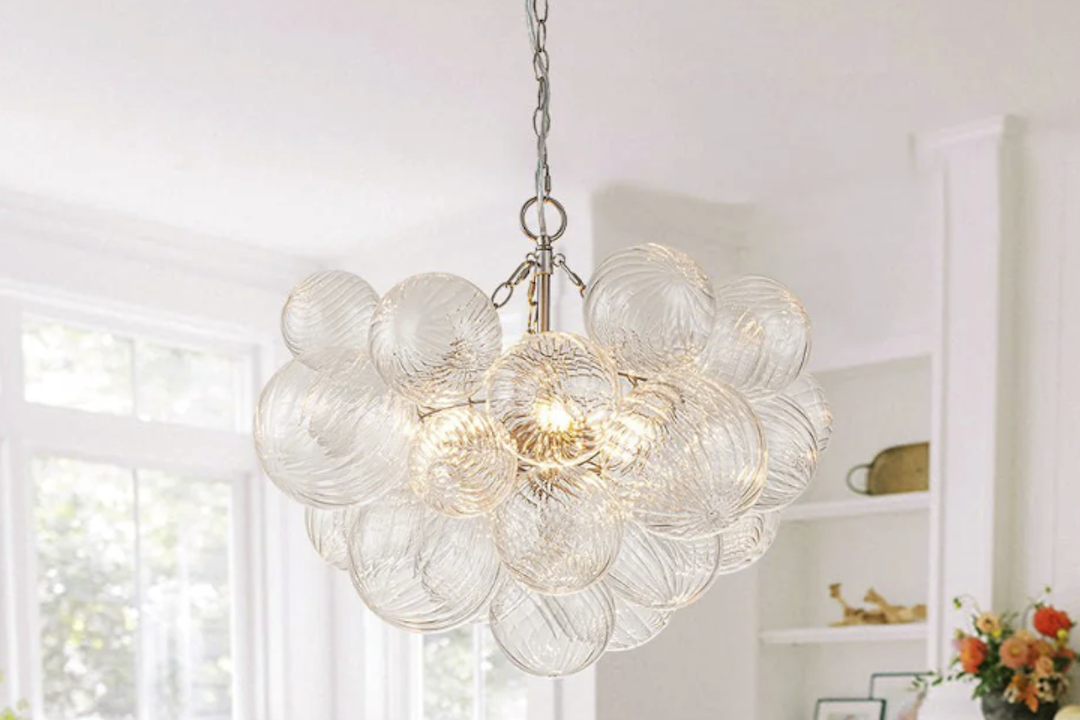 Vibrant Bubble Chandelier: Perfect for Children’s Rooms